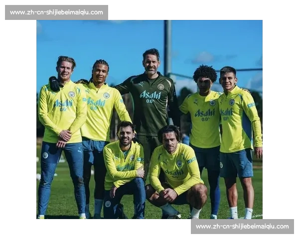 曼城外租四小将：尼潘、埃切维里领衔卫星队练级